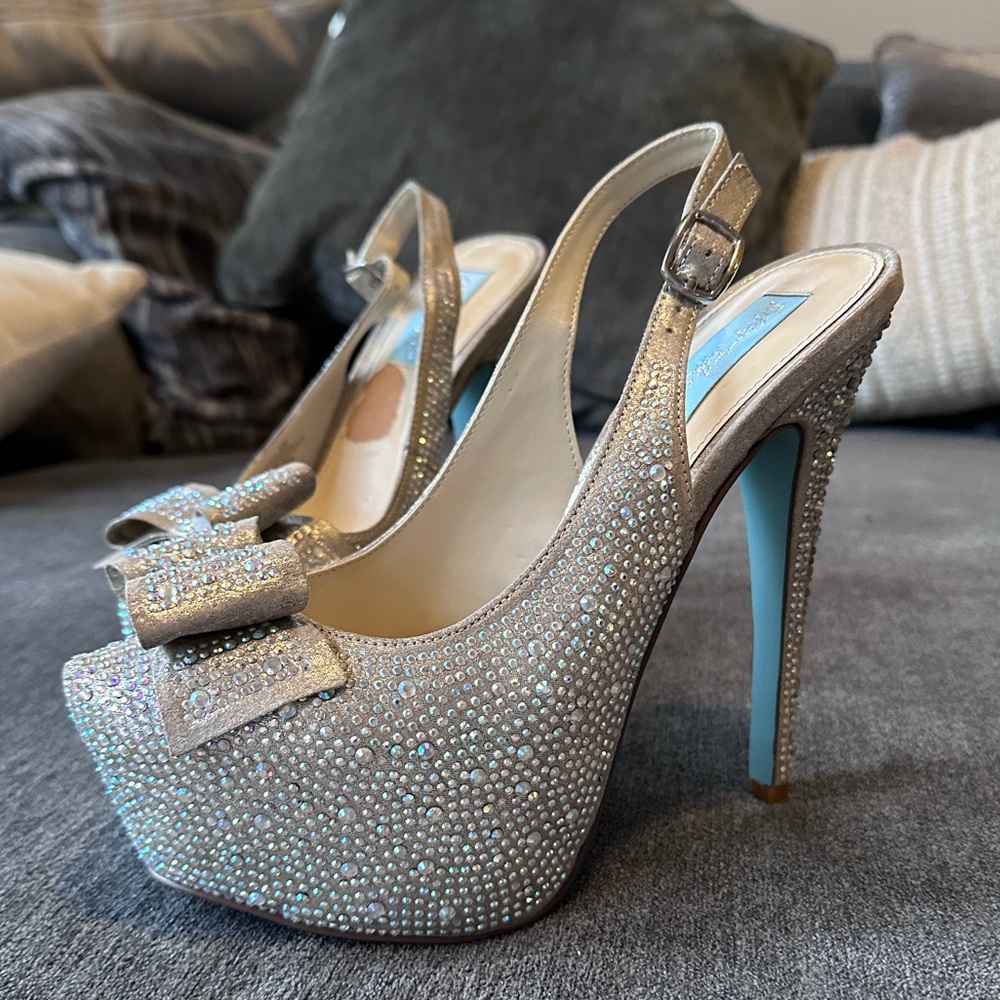Brand new betsey Johnson platform heels with rhinestones